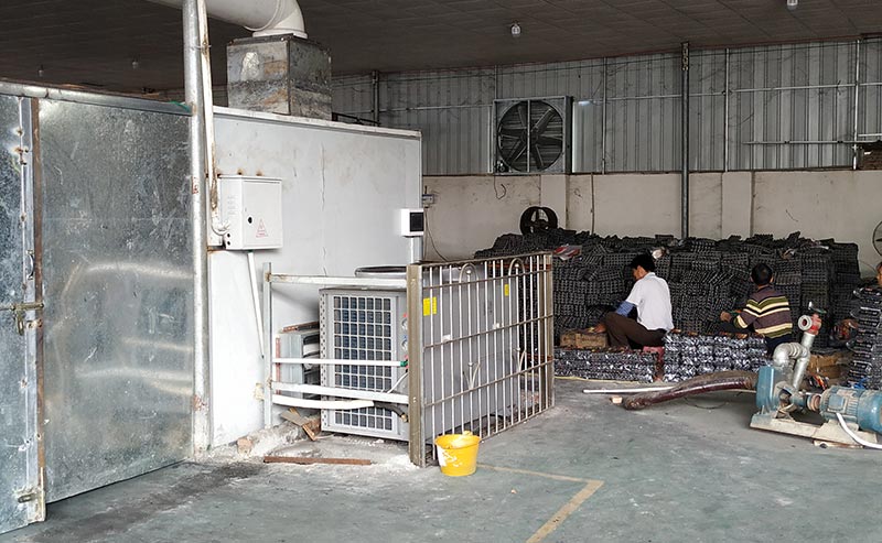 广东广州机制炭空气能烘干设备案例